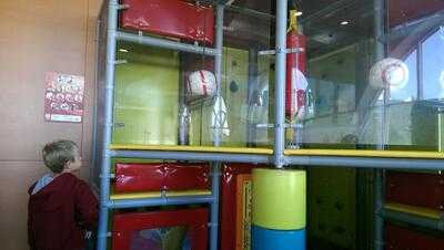 Макдоналдс