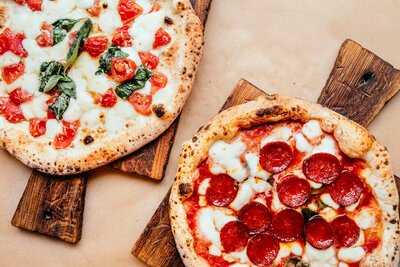 Пицца 22 сантиметра