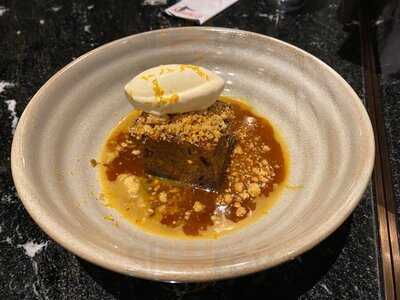 QIN Restaurant & Bar