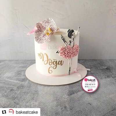 Bakeat Cake