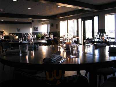 Vann Restaurant, Spring Park