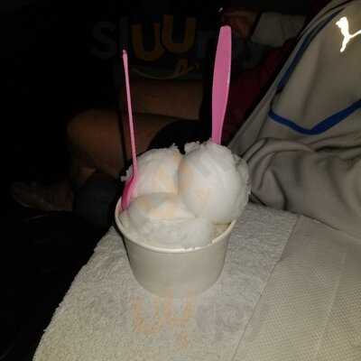 Flamingo Freeze Ice Cream