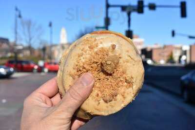 Union Square Donuts, Boston