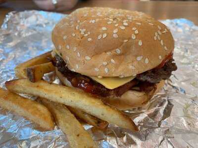 Five Guys, Ames