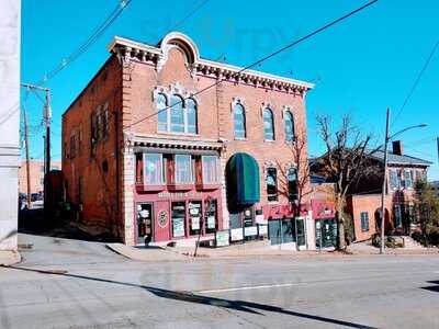 Badges Bar & Grille, Greensburg