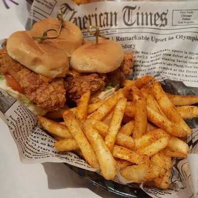 Cajun Crab Shack, Floral Park