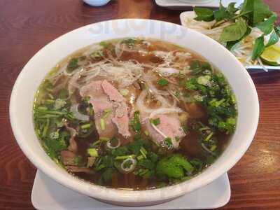 Pho One, Metuchen