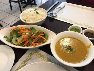 Curry N Tandoori, Falls Church