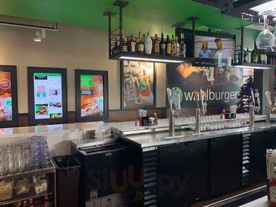 Wahlburgers, Frisco