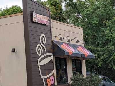 Dunkin Donuts, Charleston