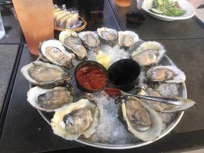 Felix's Restaurant and Oyster Bar