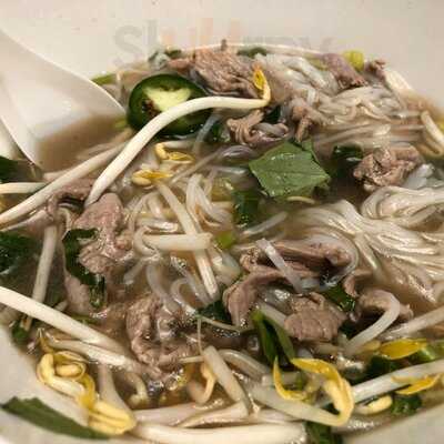 Simplee Pho, Apple Valley