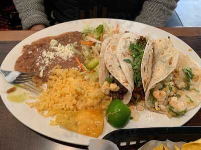 Los Arcos Mexican Grill, Dillard
