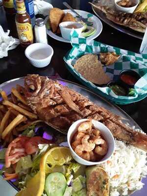 Mariscos El Barco, Richmond