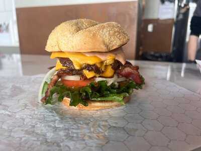 Fanci Freez: Burgers and Shakes, Meridian