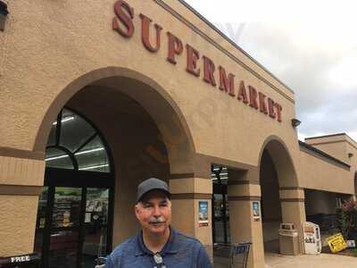 Armando's Supermarket And Cafeteria