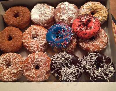 Yum Yum Donuts