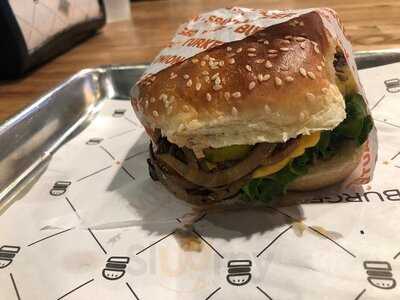 BurgerIM, Walnut Creek