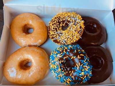 Daylight Donuts