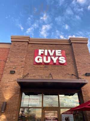 Five Guys, Spring Hill