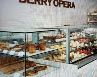 Berry Opera