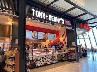 Tony + Benny's, Queens