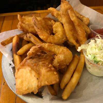 Offshore Fish & Chips, Lake Linden