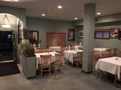 Ivano's Italian Restaurant, Stateline