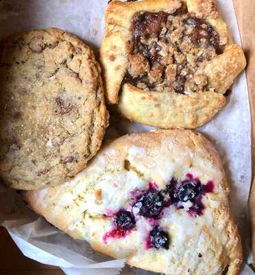 Ovenbird Bakery, Baltimore