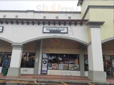 Cinnaholic, Coral Springs