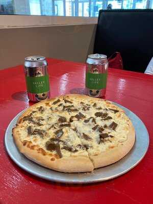 Pb Pizza & Beer