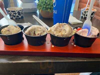Trade Street Creamery & Sandwich Shoppe, Tryon