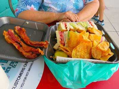 Salty's Sandwich Bar, Gulfport