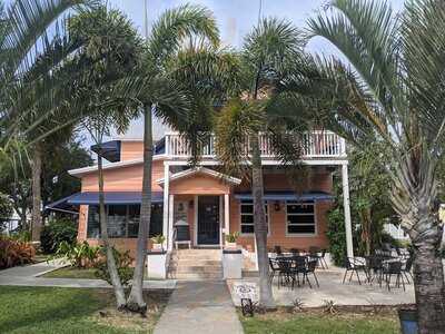 Le Cafe Carla, Jensen Beach