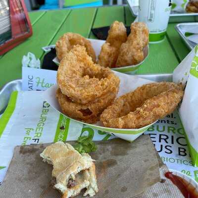 Burgerfi, Henderson