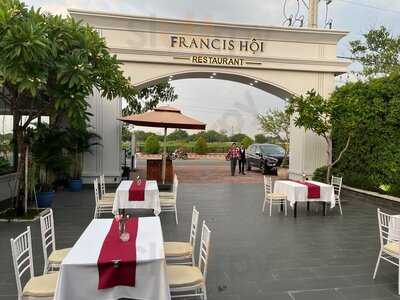 Francis Hội Restaurant