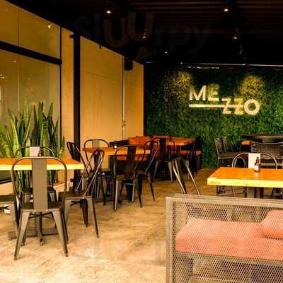 Mezzo Bar E Restaurante