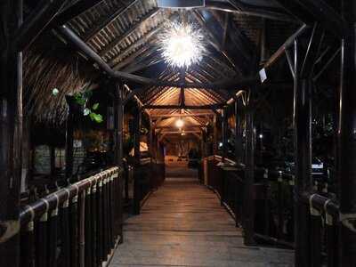 Warung Apung Rahmawati