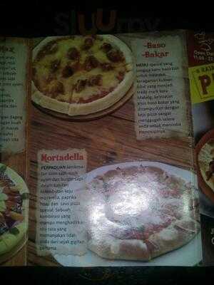 Pizza Hot & Cafe