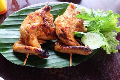 Warung Lesehan Dan Ayam Bakar Bu Mamik