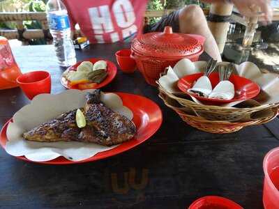 Ikan Bakar Padasuka