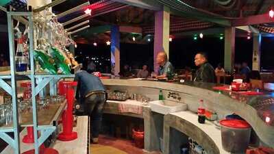 Casa Di Manurung Bar & Restaurant menu