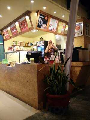 The Daily Kafe Dan Resto