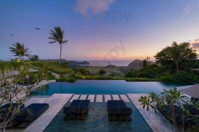 Aura Lounge & Bar Lombok menu