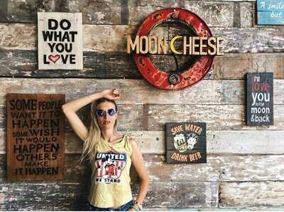 Mooncheese Warung Seminyak