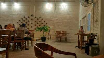 Anglo House And Kitchen menu