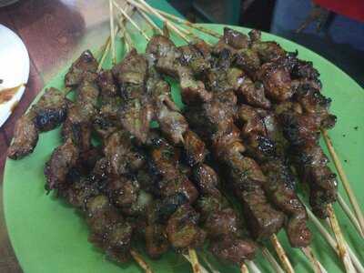 Warung Sate & Gule Kambing Bang Saleh