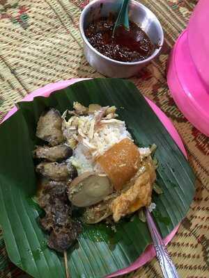 Nasi Ayam Bu Sami