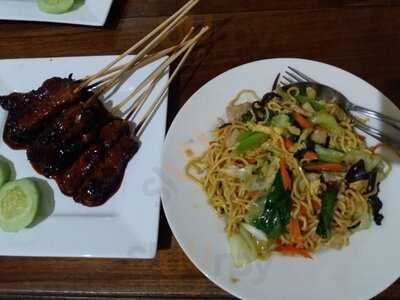 Sanur Indah Pork & Drink