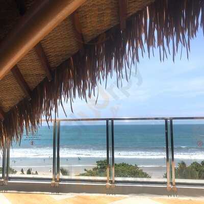 Seasky Rooftop Lounge